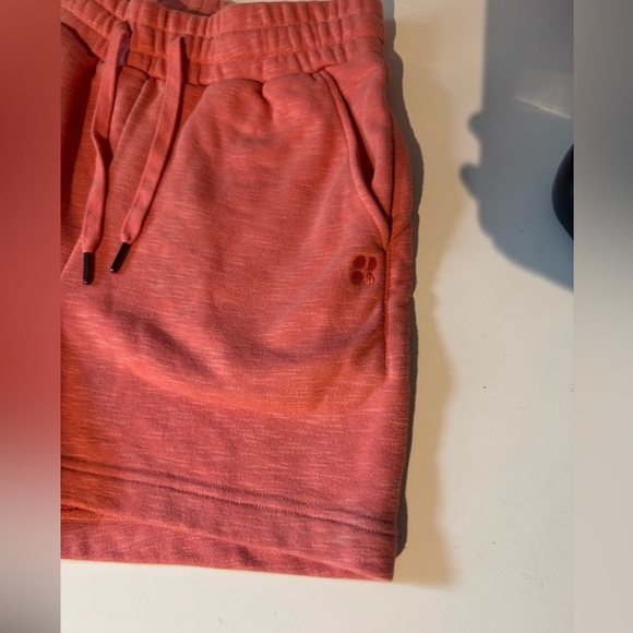 SWEATY BETTY essentials high rise sweat shorts in blush pink size XS - Picture 3 of 8